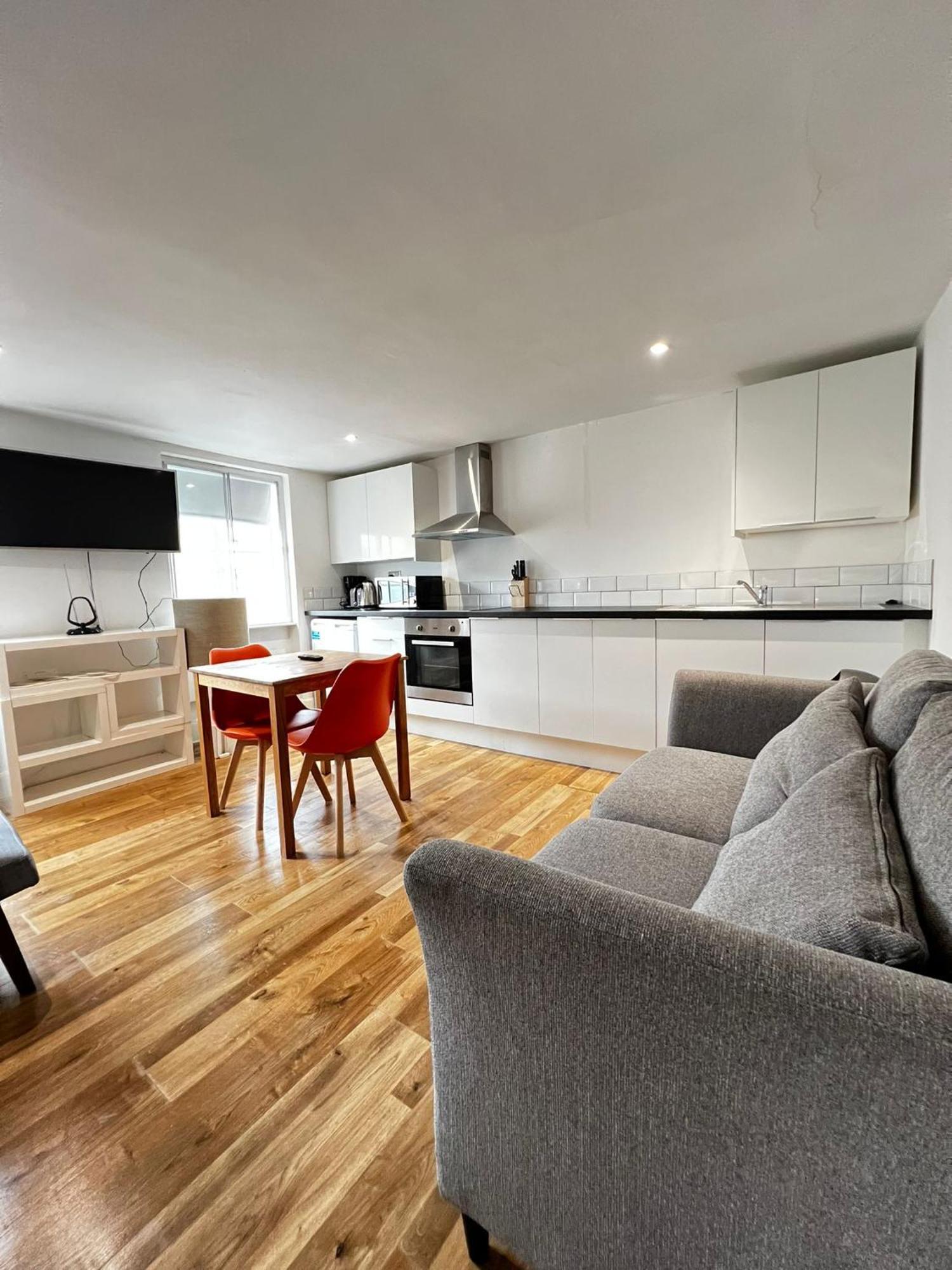 Goodge Street Apartments London Exterior photo